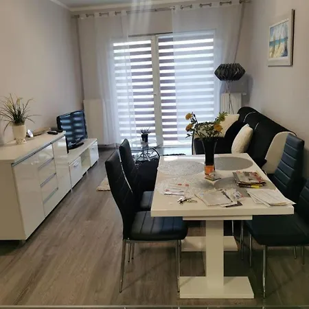아파트 Apartament Pod Lipami 코워브제크